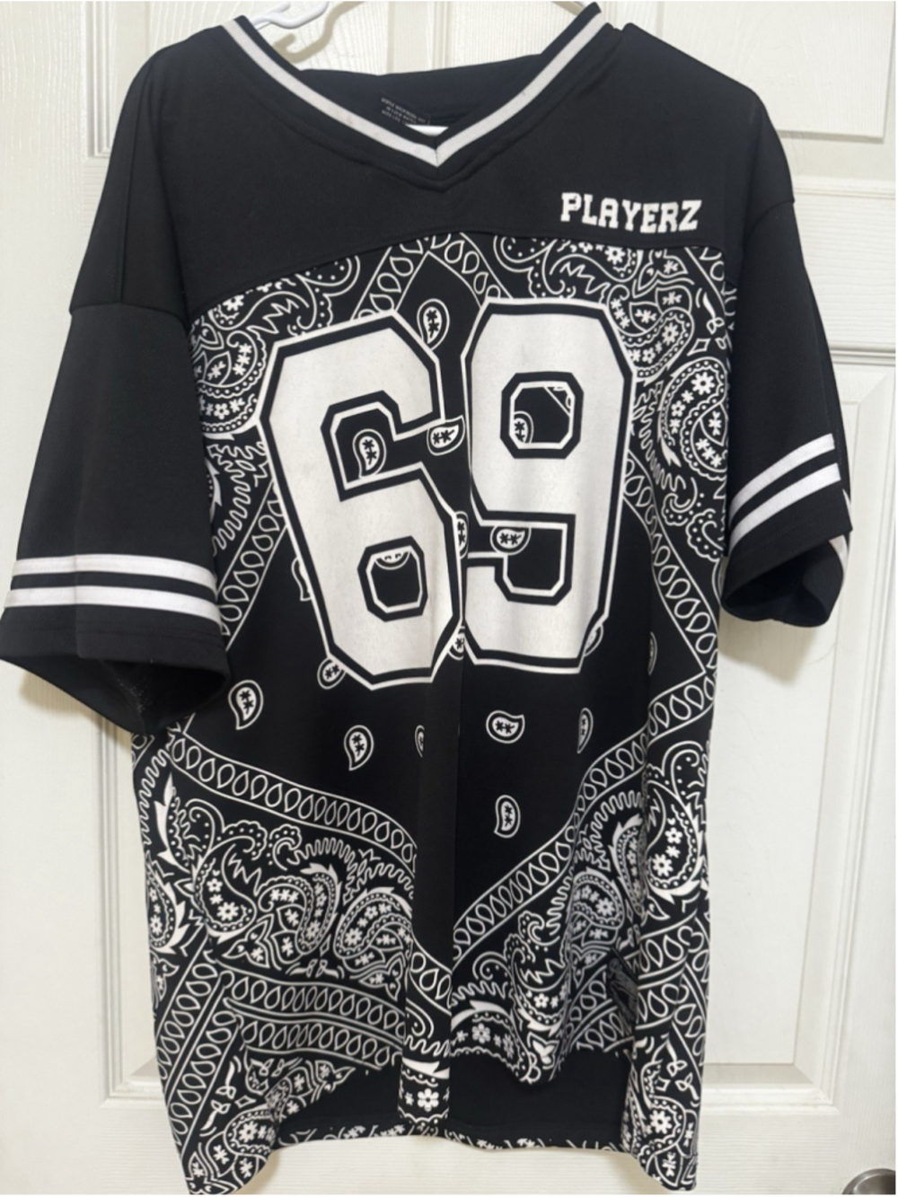 Size Large Players69 Paisley Button Up Shirt